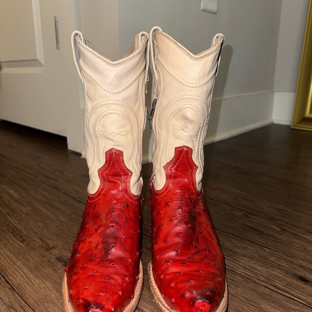 FREEBIRD WARRICK RED OSTRICH 9